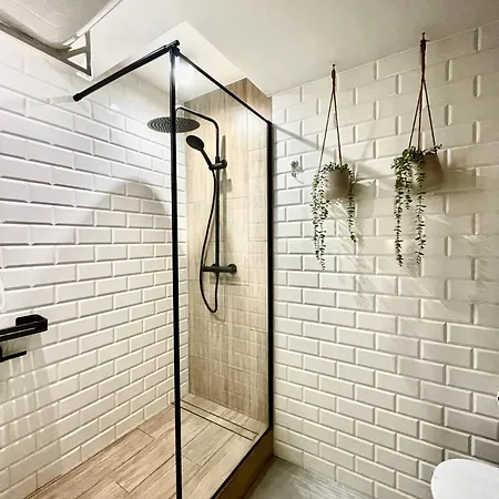 Smocza Jama Wawel Apartment *